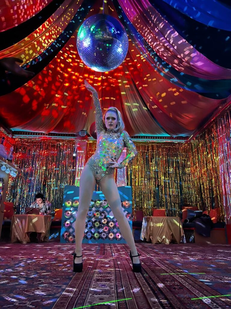 Show and showgirls Kids' Party Entertainment by Poppi